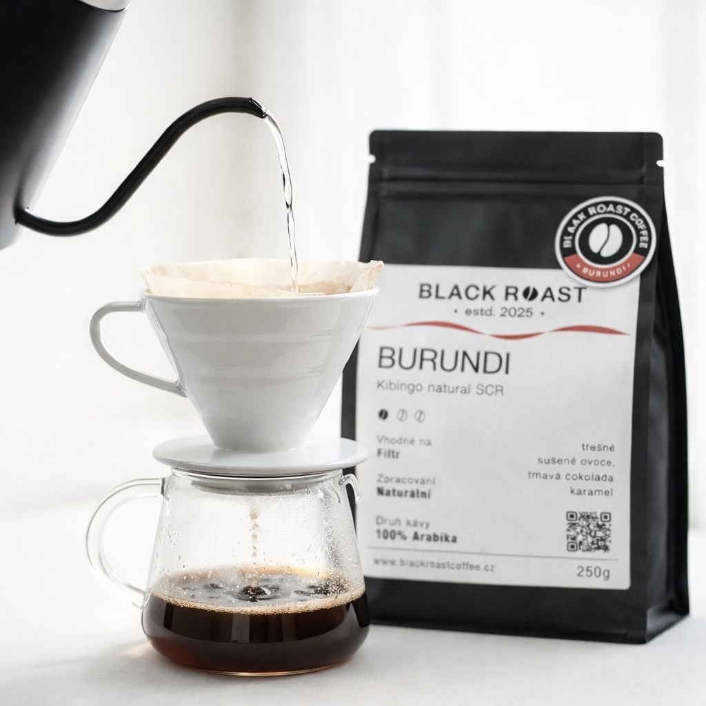 "Burundi Kibingo natural detail kávových zrn"